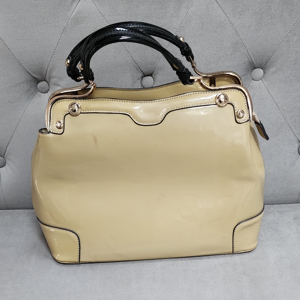 Tan Purse 👛